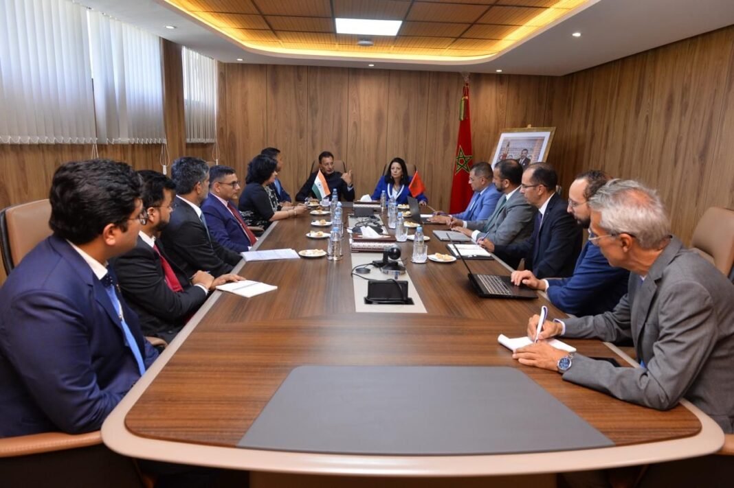 Maroc – Inde : une alliance technologique autour de l’IA et des langues nationales Amal El Fallah Seghrouchni et Jitin Prasada lors d’une rencontre à Rabat consacrée à la coopération entre le Maroc et l’Inde dans l’intelligence artificielle et les services publics numériques